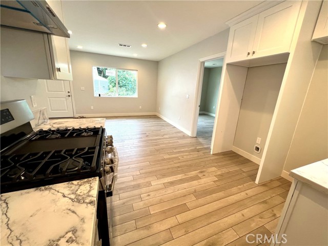 MLS# WS23112878