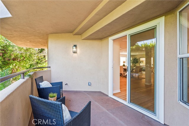 1323 17th Street, Manhattan Beach, California 90266, ,Residential Income,Sold,17th,SB25005495