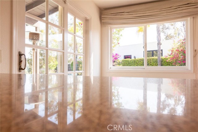 2604 Perkins Circle, Glendale CA: https://media.crmls.org/medias/049bb2f8-e9cc-462e-9b3f-1bd16a03bb59.jpg