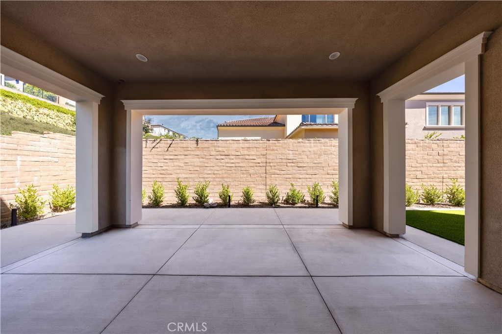 MLS #OC25171450 img 33