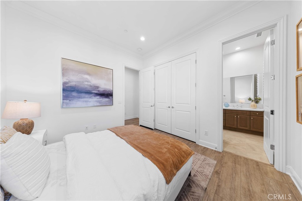 MLS #OC25277279 image #62