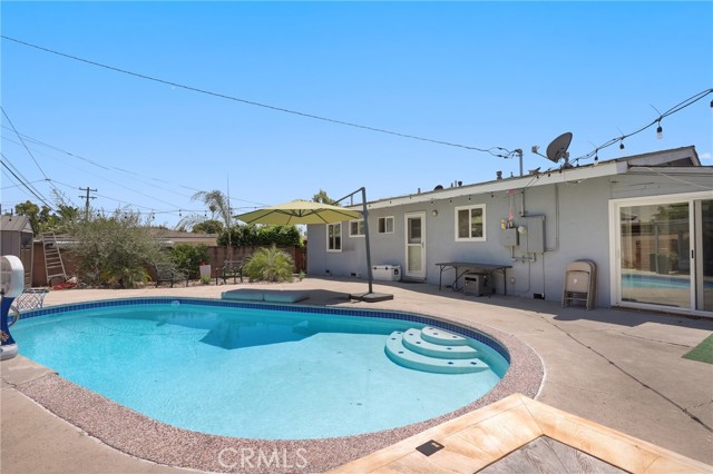 Detail Gallery Image 3 of 21 For 13708 El Espejo Rd, La Mirada,  CA 90638 - 3 Beds | 2 Baths