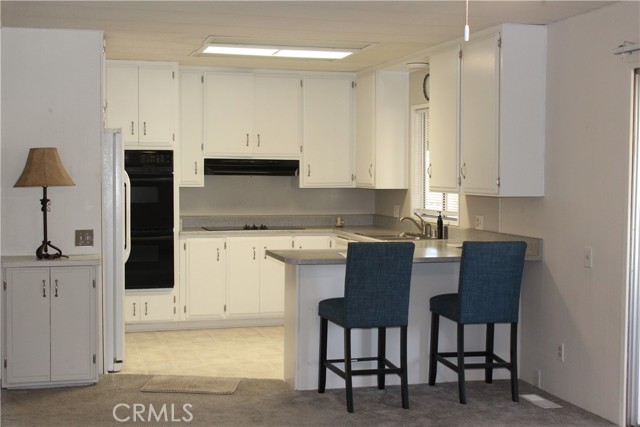 5001 W Florida Avenue, Hemet CA: https://media.crmls.org/medias/049d9816-c61b-47cf-8b5f-8553a516f443.jpg