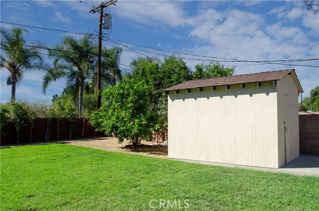 18408 Tribune Street photo 36