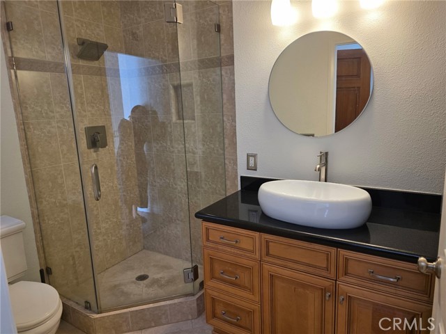 22242 Caminito Zaragoza, Laguna Hills CA: https://media.crmls.org/medias/049e8612-1453-43e1-82a2-b9e888b75781.jpg