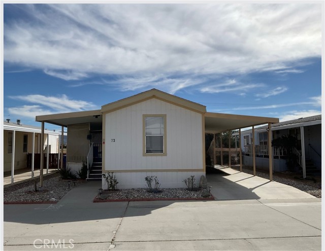 Detail Gallery Image 2 of 26 For 22020 Nisqually Rd #73,  Apple Valley,  CA 92308 - 2 Beds | 2 Baths