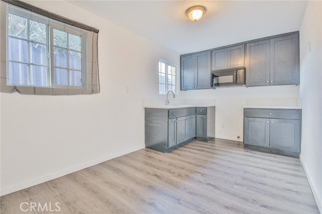 Detail Gallery Image 8 of 47 For 9621 Laurel, Los Angeles,  CA 90002 - – Beds | – Baths