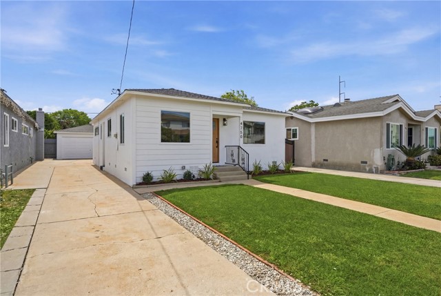 4750 W 133rd, Hawthorne CA: https://media.crmls.org/medias/049fd771-1377-4a8a-890d-6781d1709ab8.jpg