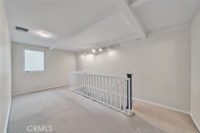 Detail Gallery Image 10 of 22 For 269 Ohio St #2,  Pasadena,  CA 91106 - 13 Beds | 8 Baths