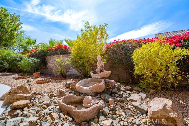 Detail Gallery Image 40 of 57 For 36451 Tallowood Dr, Palm Desert,  CA 92211 - 2 Beds | 2/1 Baths