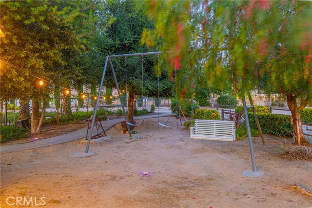 Image 73 of 75 For 30550 Stein Way