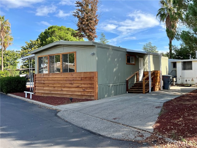 Additional parking and entrance to kitchen