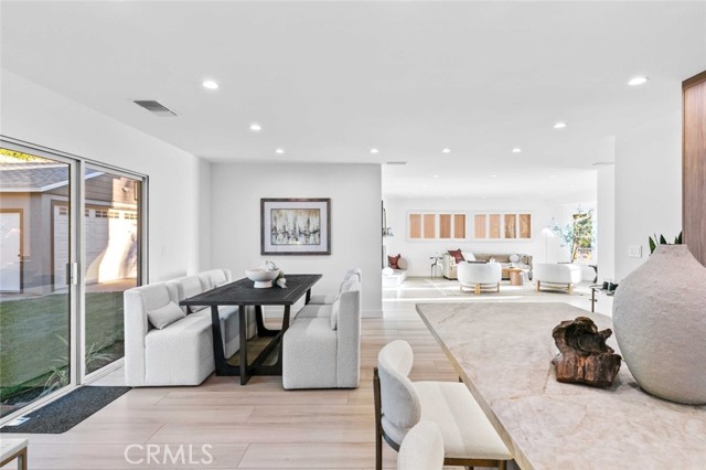 Detail Gallery Image 2 of 65 For 8372 Outland View Dr, Sun Valley,  CA 91352 - 3 Beds | 2/1 Baths