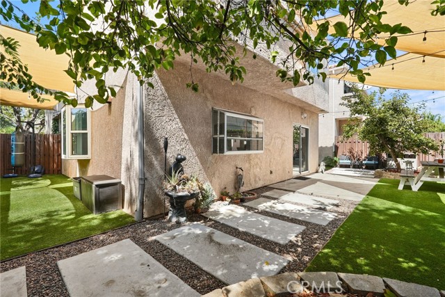 Detail Gallery Image 46 of 48 For 9400 1/2 Noble, North Hills,  CA 91343 - 5 Beds | 3 Baths