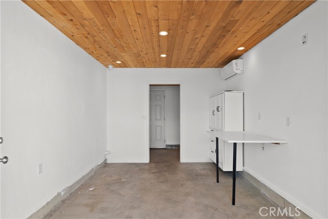 Detail Gallery Image 18 of 20 For 17832 Rhoda, Encino,  CA 91316 - 2 Beds | 1 Baths