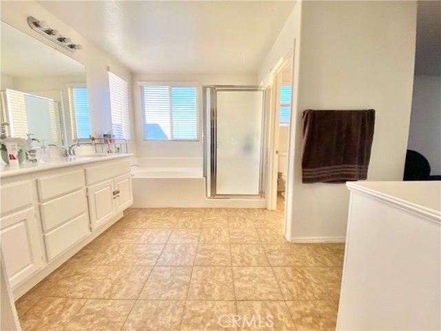 12564 Mesa Street, Victorville CA: https://media.crmls.org/medias/04a47717-a6c4-47dd-8192-4314381f789e.jpg