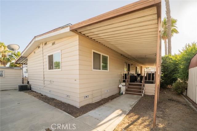 1512 E 5th Street, Ontario CA: https://media.crmls.org/medias/04a4bf41-a80e-424b-a48a-c34bc1ed6eb2.jpg