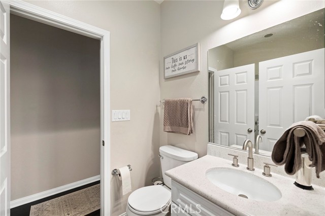 Detail Gallery Image 12 of 51 For 30138 Beeswing Cir, Menifee,  CA 92584 - 6 Beds | 4 Baths