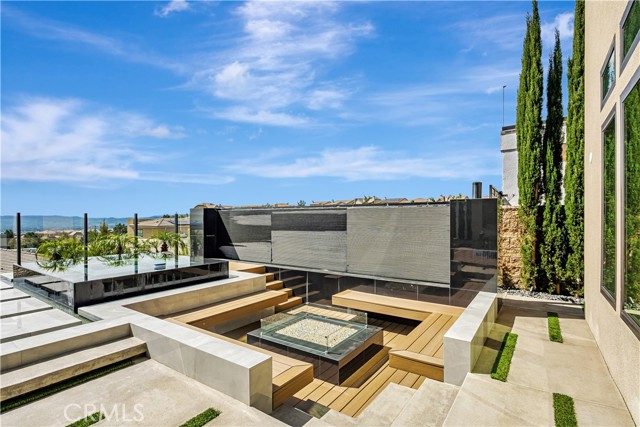 20532 W Birmingham Way, Porter Ranch CA: https://media.crmls.org/medias/04a5a221-69a5-480a-b9ae-3732880aa101.jpg