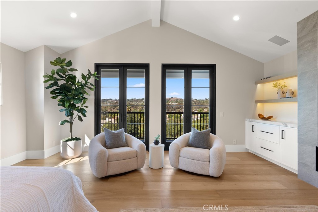 MLS #OC25251950 image #35