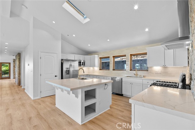 Detail Gallery Image 2 of 36 For 51422 Partington Ridge, Big Sur,  CA 93920 - 3 Beds | 3/1 Baths