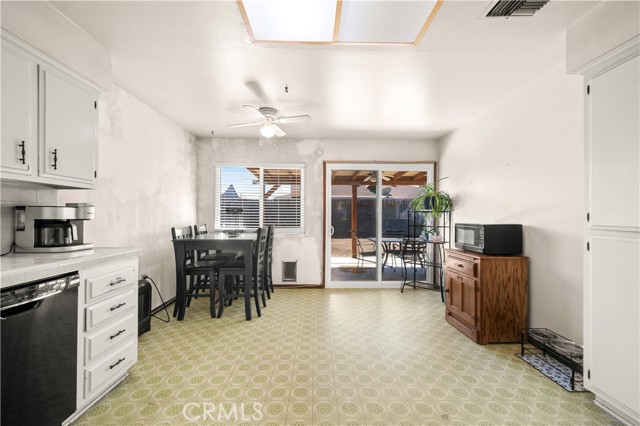 MLS #DW25235756 image #9
