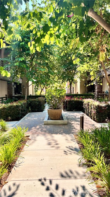 17035 Independence Way, Yorba Linda CA: https://media.crmls.org/medias/04a87678-840a-4f3f-b1cd-f8c63db1ac05.jpg