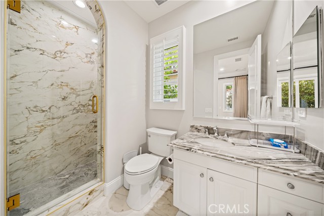 24 Scenic Bluff, Newport Coast CA: https://media.crmls.org/medias/04a8f447-12ce-4ae7-89ac-308594844762.jpg