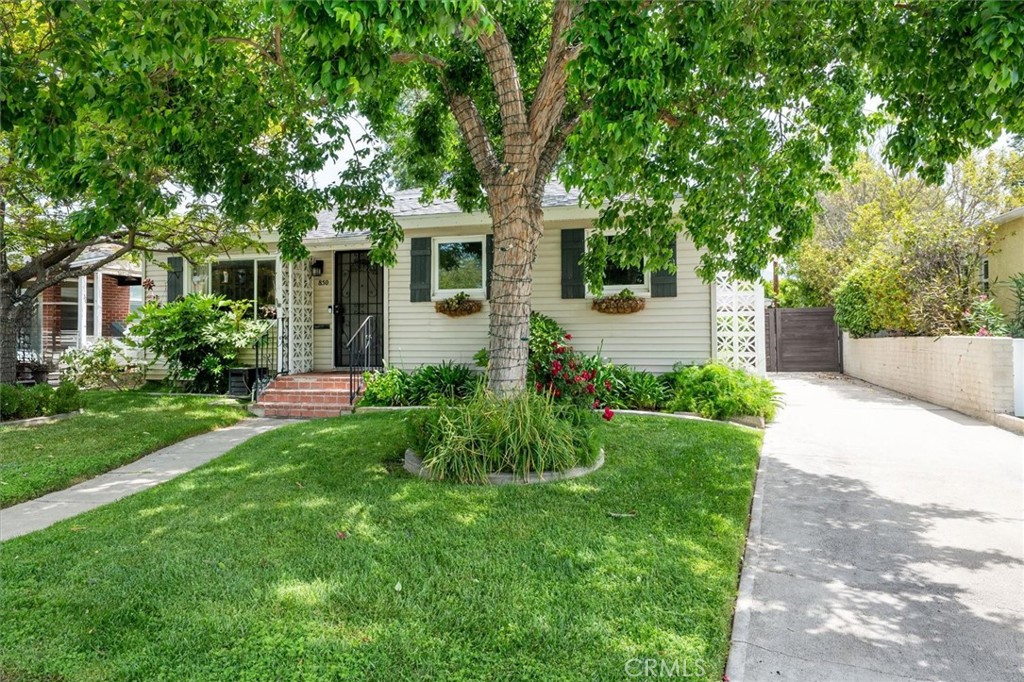 850 N Naomi StreetBurbank img 14
