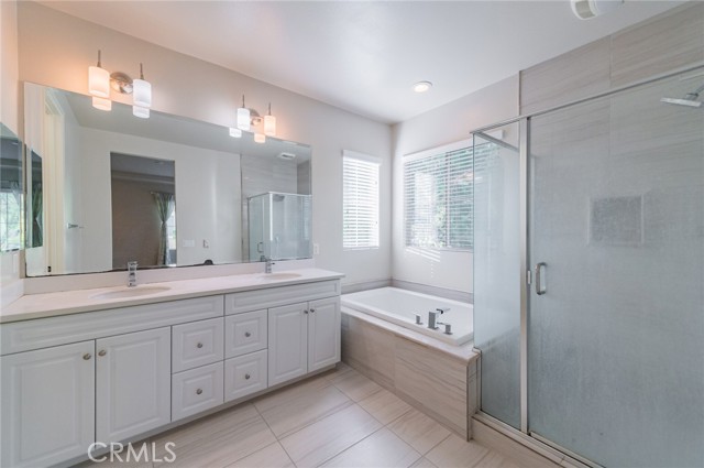 Detail Gallery Image 26 of 29 For 183 Bright Poppy, Irvine,  CA 92618 - 4 Beds | 3 Baths