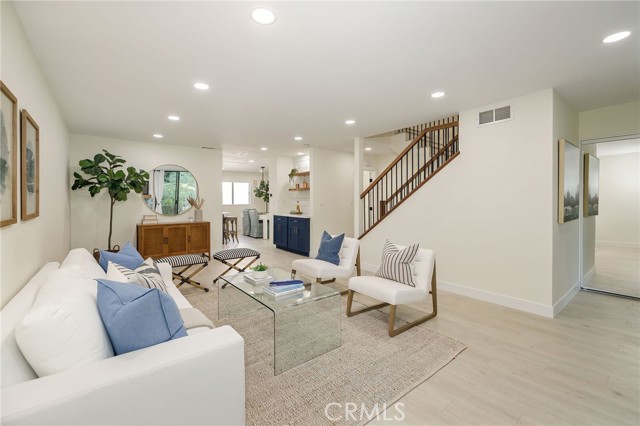 3614 Estates Lane, Rolling Hills Estates, California 90274, 3 Bedrooms Bedrooms, ,2 BathroomsBathrooms,Residential,Sold,Estates,SB22187548