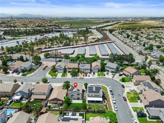14998 Mustang Lane, Fontana CA: https://media.crmls.org/medias/04ad5ea1-1a7e-49f6-a94d-12b7f396cc82.jpg