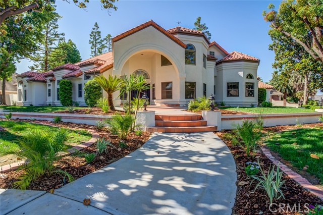 Detail Gallery Image 3 of 75 For 7509 Calle Sagrada, Bakersfield,  CA 93309 - 4 Beds | 5 Baths