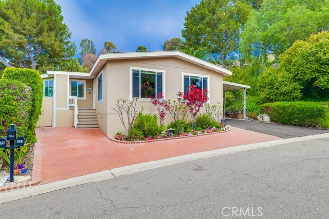 Detail Gallery Image 1 of 75 For 2275 25th St #101,  San Pedro,  CA 90732 - 2 Beds | 2 Baths
