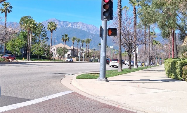 Image 35 of 37 For 12371 Blazing Star Court