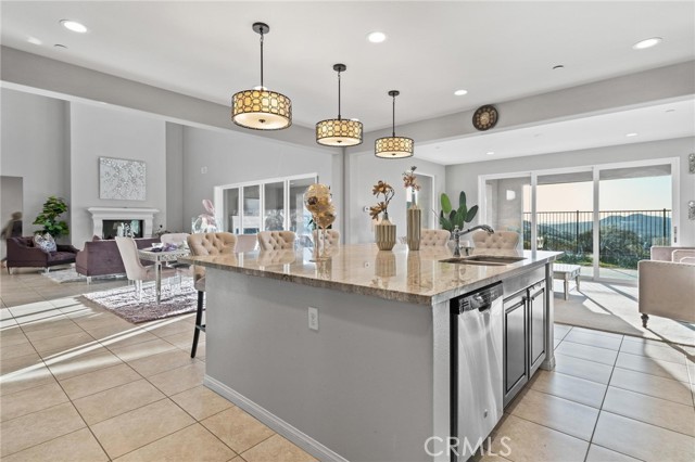 Detail Gallery Image 27 of 60 For 16735 Carrara Ct, Riverside,  CA 92503 - 5 Beds | 5/2 Baths