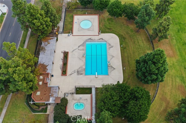 226 Greenmoor, Irvine CA: https://media.crmls.org/medias/04b186ac-12c5-4ed8-9493-c5d04154f035.jpg