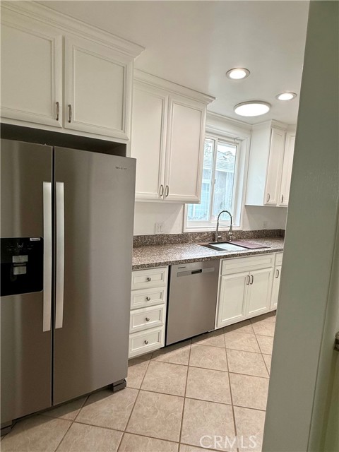 Detail Gallery Image 18 of 18 For 22051 San Miguel, Woodland Hills,  CA 91364 - 3 Beds | 2 Baths