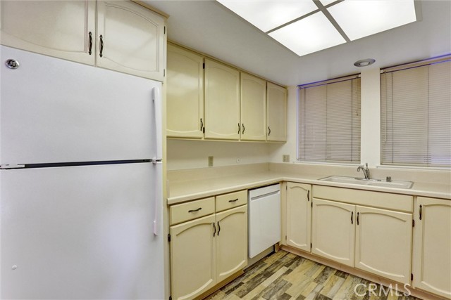 Detail Gallery Image 10 of 32 For 95 Calle Aragon a,  Laguna Woods,  CA 92637 - 2 Beds | 2 Baths