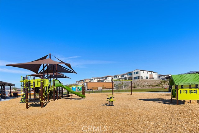 Detail Gallery Image 31 of 37 For 704 Dusky Creek, Lake Forest,  CA 92610 - 3 Beds | 2/2 Baths