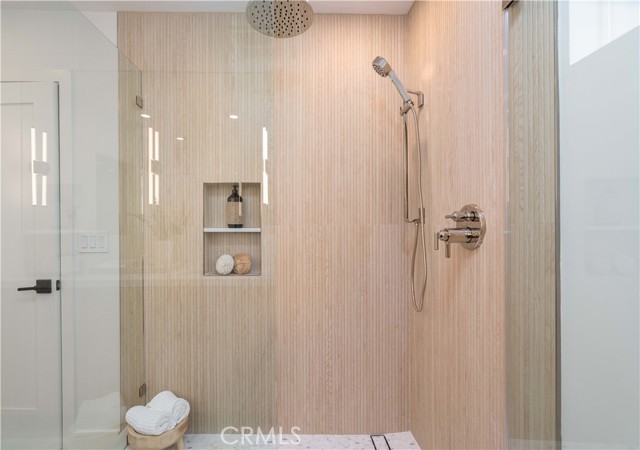 3521 Pine Avenue, Manhattan Beach, California 90266, 3 Bedrooms Bedrooms, ,2 BathroomsBathrooms,Residential,Sold,Pine,SB23138178