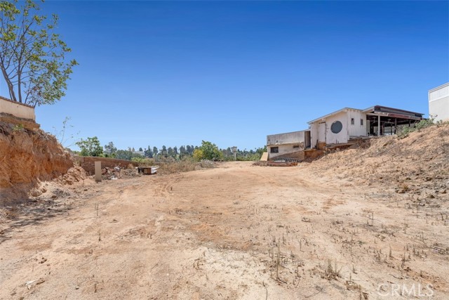 114 N Bonnie Beach Place, East Los Angeles CA: https://media.crmls.org/medias/04b3a855-21aa-49c7-9907-70426d0c77c3.jpg