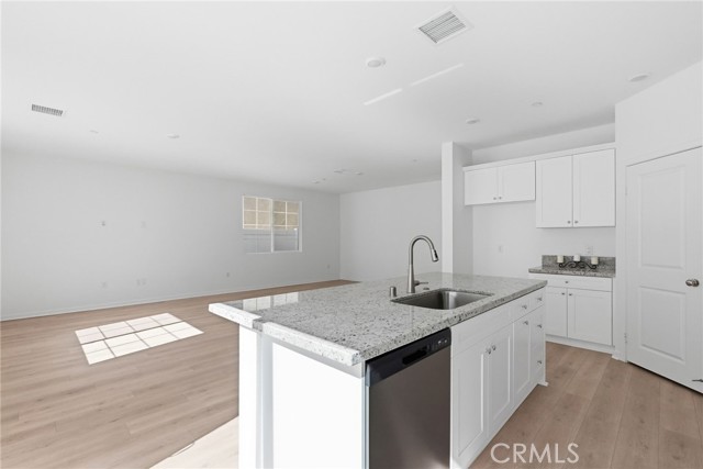 Detail Gallery Image 35 of 55 For 29165 Victoria Beach, Winchester,  CA 92596 - 4 Beds | 1/1 Baths