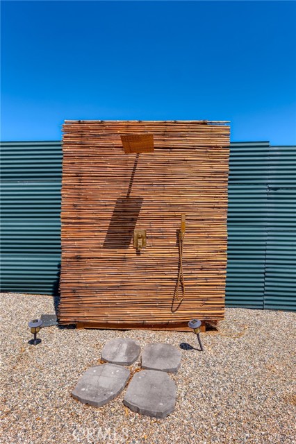 Detail Gallery Image 9 of 69 For 2275 Kerns Bld, Twentynine Palms,  CA 92277 - 3 Beds | 1 Baths