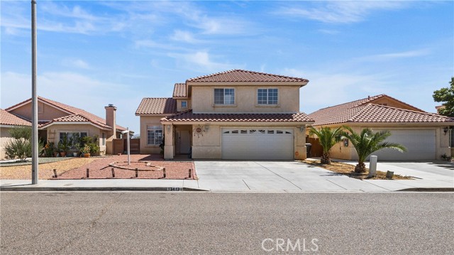 13413 Lakeside Dr, Victorville, CA 92395