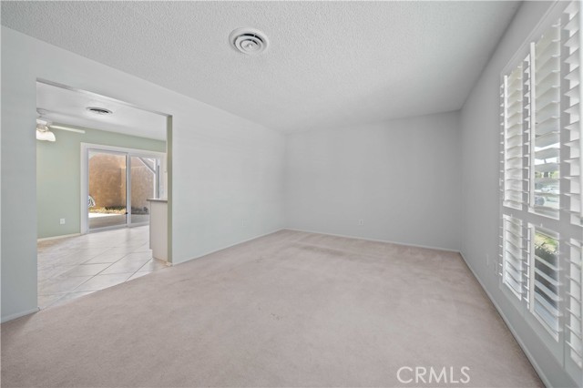 44150 30th W Street, Lancaster CA: https://media.crmls.org/medias/04b4e98a-0f74-4dbc-892e-afe5898d059f.jpg