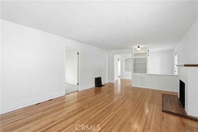 Detail Gallery Image 17 of 41 For 815 South Juanita, Redondo Beach,  CA 90277 - 4 Beds | 2 Baths