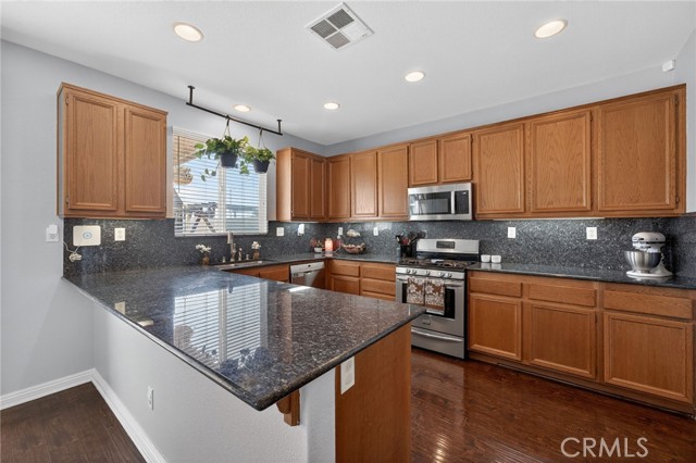 Detail Gallery Image 22 of 67 For 38430 Magdelena St, Murrieta,  CA 92563 - 3 Beds | 2/1 Baths