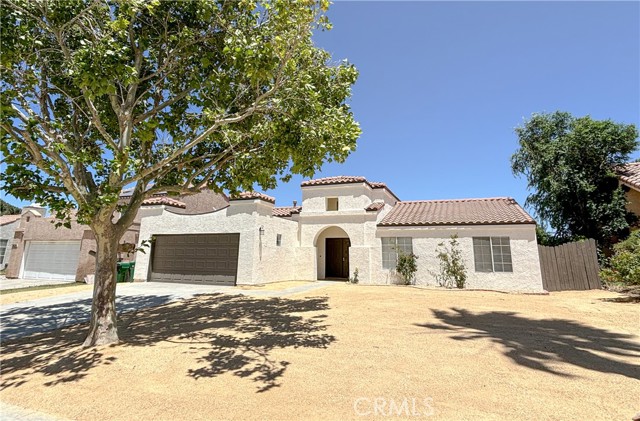 Detail Gallery Image 1 of 25 For 36850 37th St, Palmdale,  CA 93550 - 3 Beds | 2 Baths