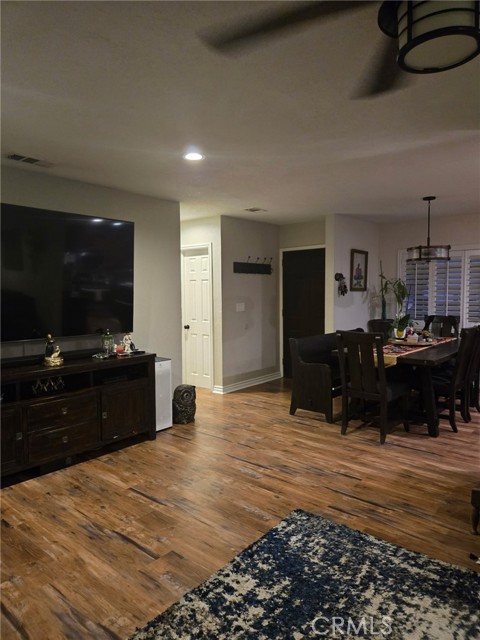 Detail Gallery Image 8 of 35 For 1165 E Alvarado St, Pomona,  CA 91767 - 4 Beds | 3 Baths